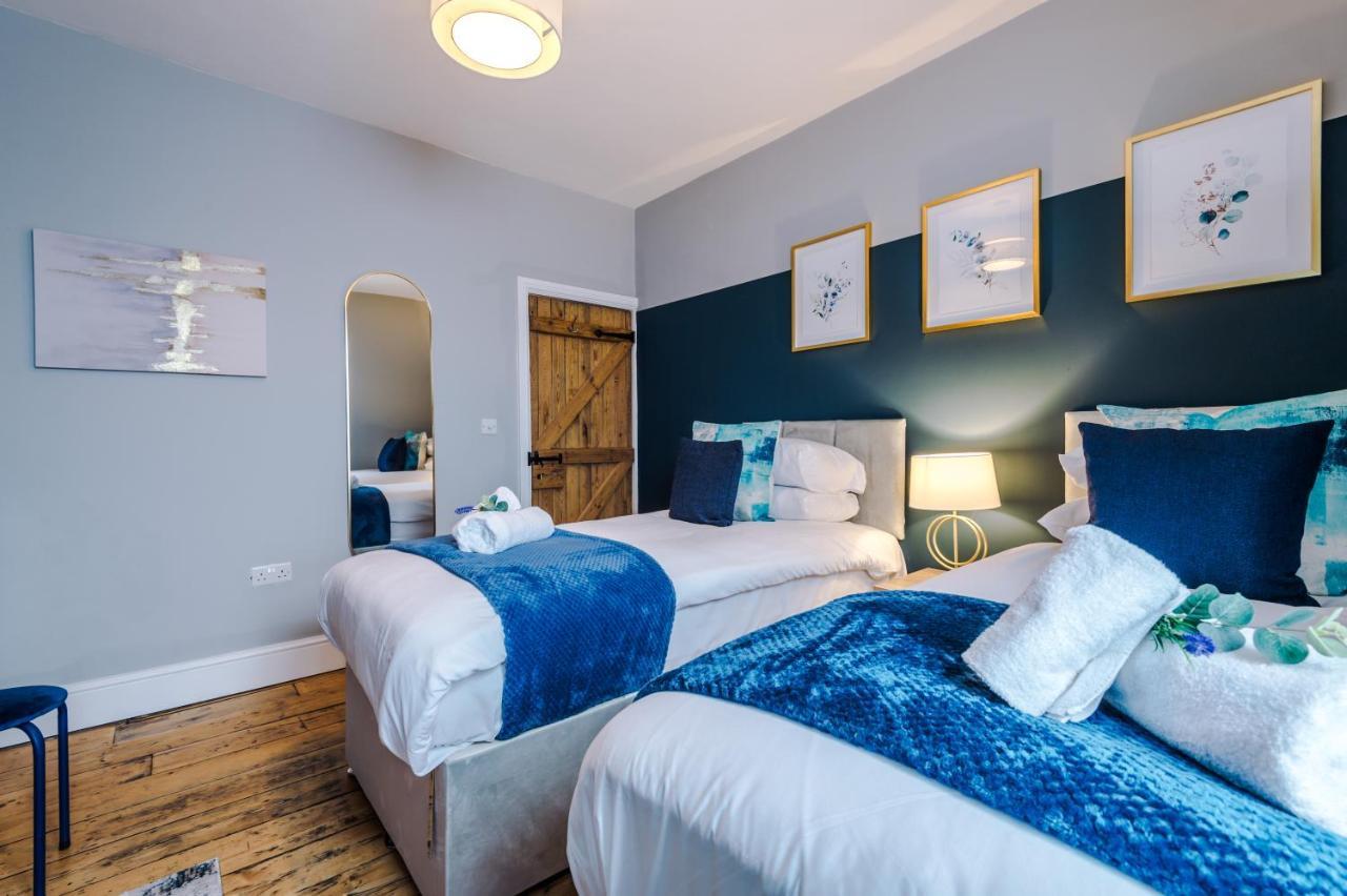 New! Gorgeous 2-Bed Home In Chester City Centre By 53 Degrees Property - Incredible Location, Ideal For Small Groups - Sleeps 6! Extérieur photo